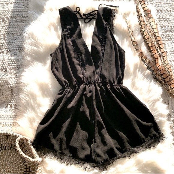 ILLA ILLA Black Short Romper Size Small - Picture 1 of 9